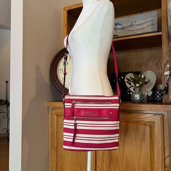 DANA BUCHMAN Crossbody Pink White - Picture 1 of 11